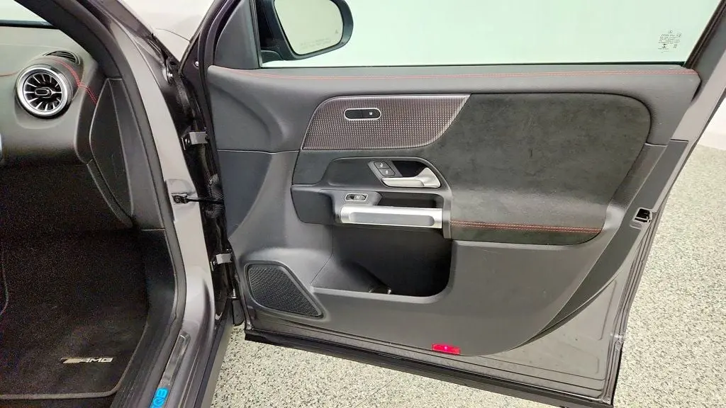 2022 Mercedes-Benz B-Class - $21,995