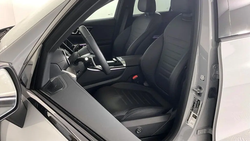 2025 Mercedes-Benz GLC GLC 300 4MATIC