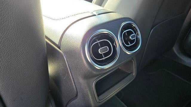 2024 Mercedes-Benz GLC GLC 300