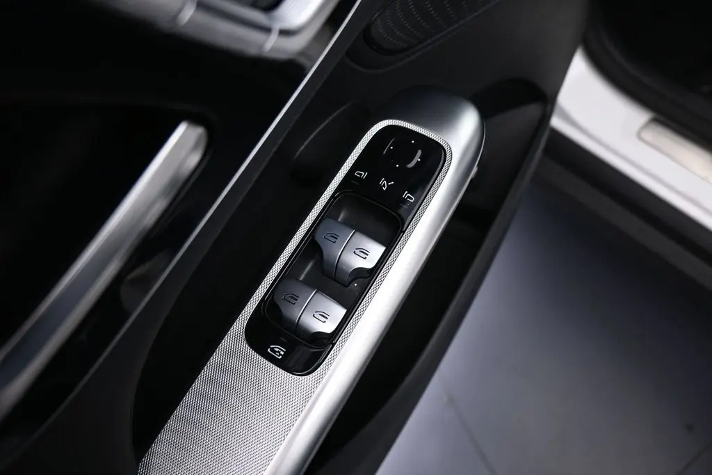 2026 Mercedes-Benz C-Class - $42,990