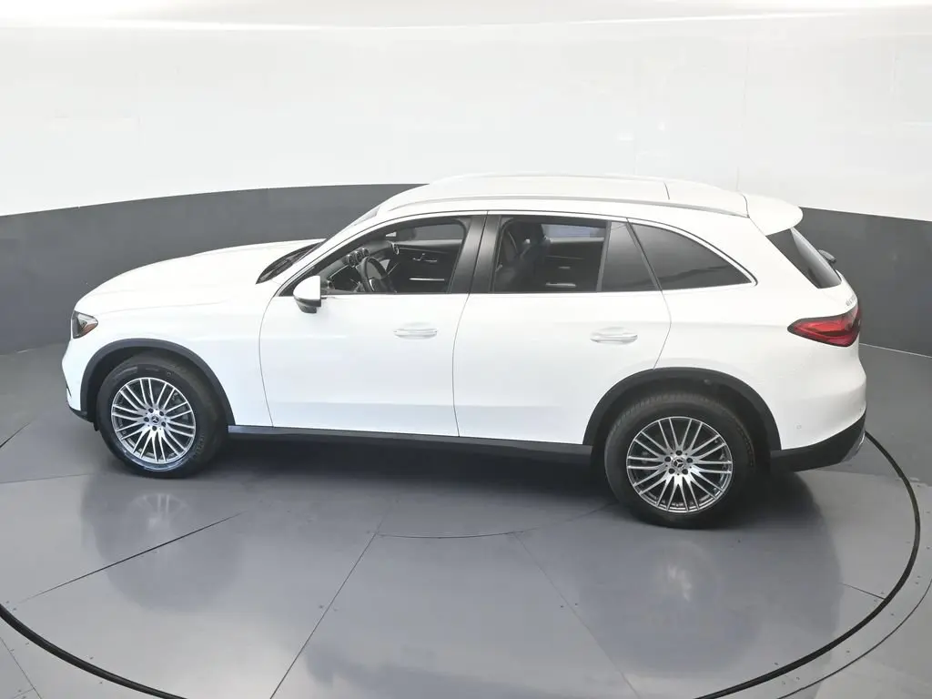 2026 Mercedes-Benz C-Class - $42,990