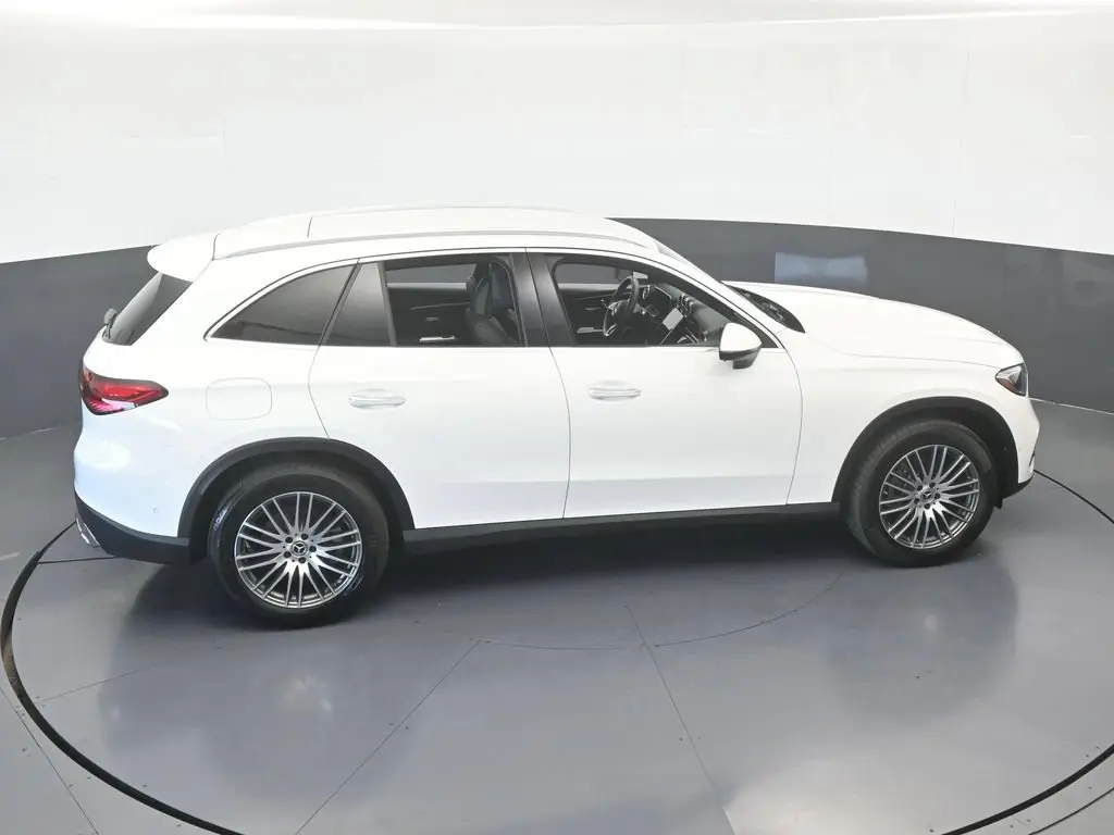 2026 Mercedes-Benz C-Class - $42,990