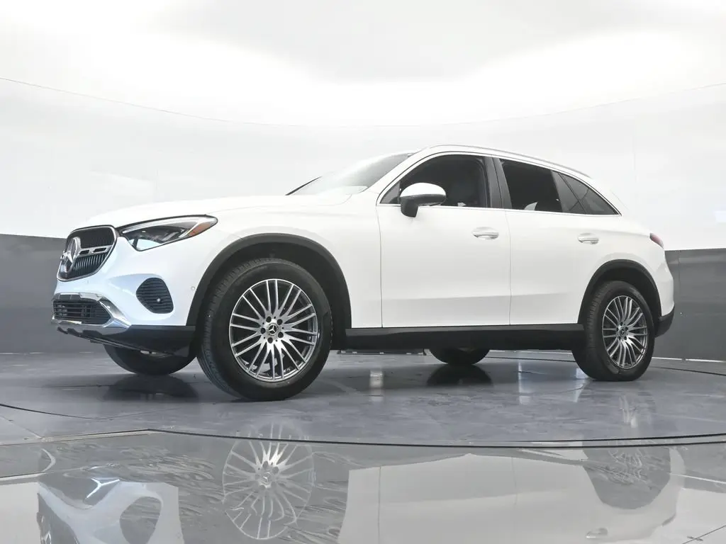 2026 Mercedes-Benz C-Class - $42,990