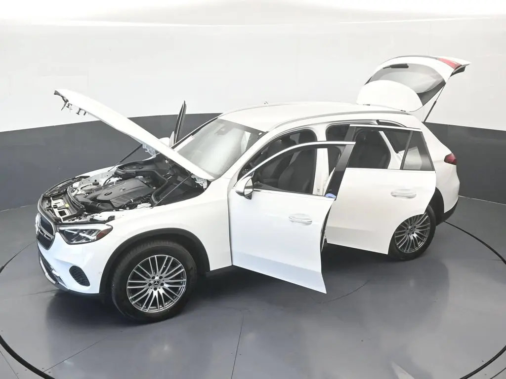 2026 Mercedes-Benz C-Class - $42,990