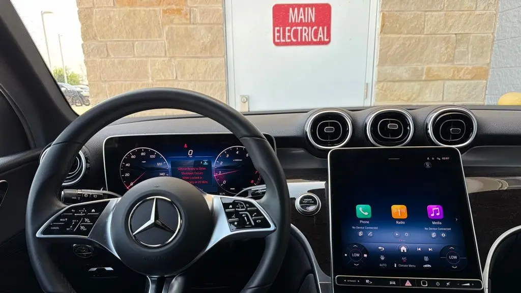 2025 Mercedes-Benz GLC GLC 300