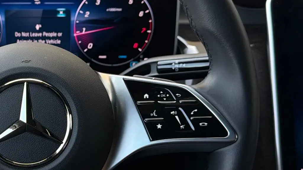2025 Mercedes-Benz GLC GLC 300
