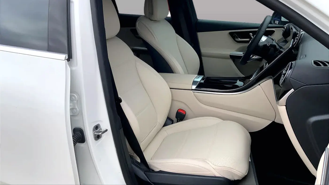2025 Mercedes-Benz GLC GLC 300 4MATIC