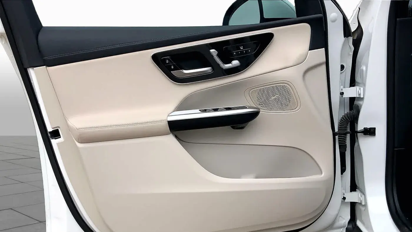 2025 Mercedes-Benz GLC GLC 300 4MATIC