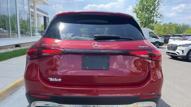2025 Mercedes-Benz GLC GLC 300 4MATIC