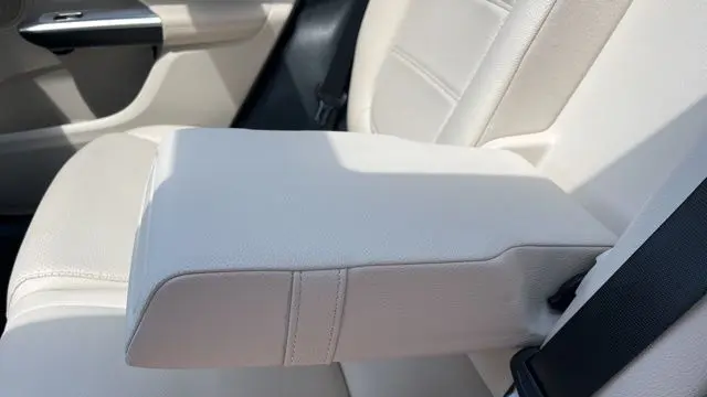 2025 Mercedes-Benz GLC GLC 300 4MATIC