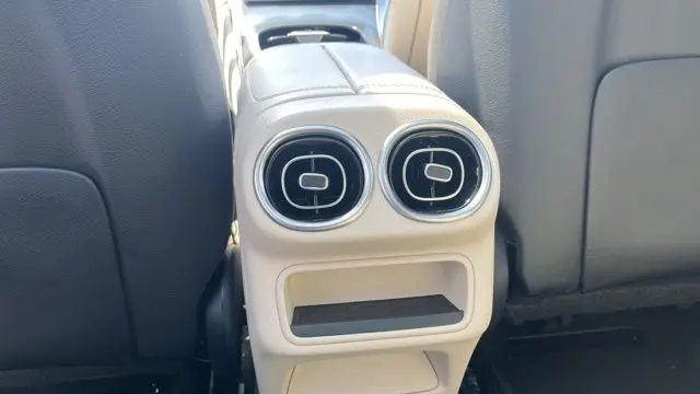 2025 Mercedes-Benz GLC GLC 300 4MATIC