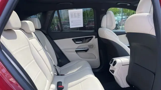 2025 Mercedes-Benz GLC GLC 300 4MATIC