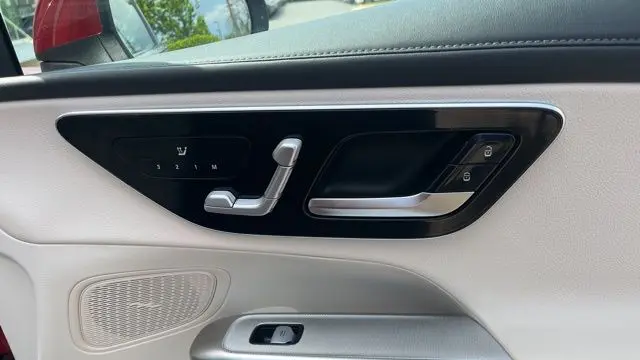 2025 Mercedes-Benz GLC GLC 300 4MATIC