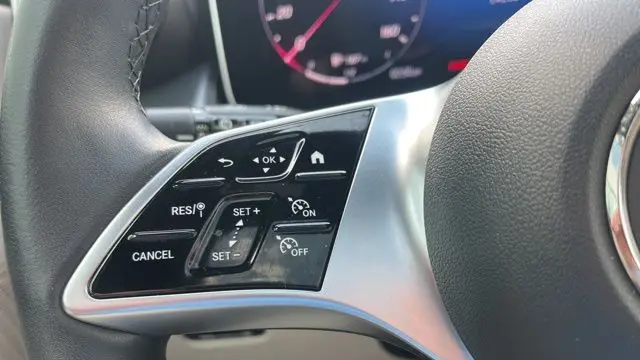 2025 Mercedes-Benz GLC GLC 300 4MATIC