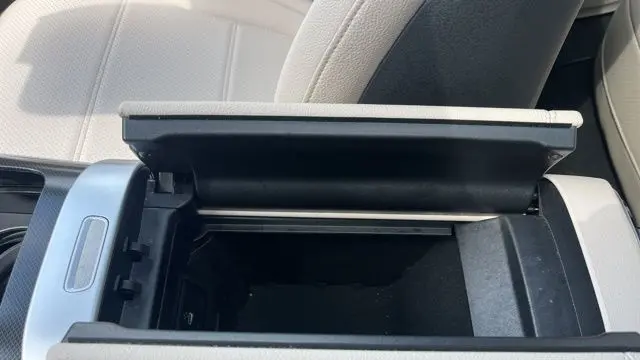 2025 Mercedes-Benz GLC GLC 300 4MATIC