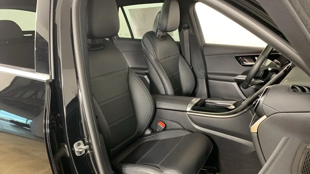 2025 Mercedes-Benz GLC GLC 300 4MATIC