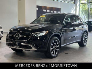 2025 Mercedes-Benz GLC with Black Exterior