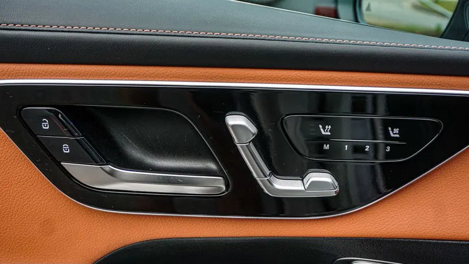 2025 Mercedes-Benz GLC GLC 350e 4MATIC