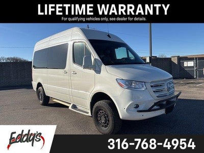 Photo of a 2022 Mercedes-Benz Sprinter 4X4 2500 3DR 144 In. WB Crew Van for sale