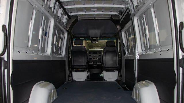 2024 Mercedes-Benz Sprinter 2500