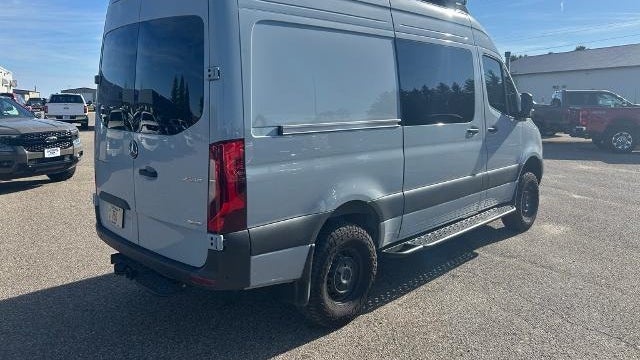 2024 Mercedes-Benz Sprinter 2500