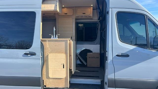 2024 Mercedes-Benz Sprinter 2500