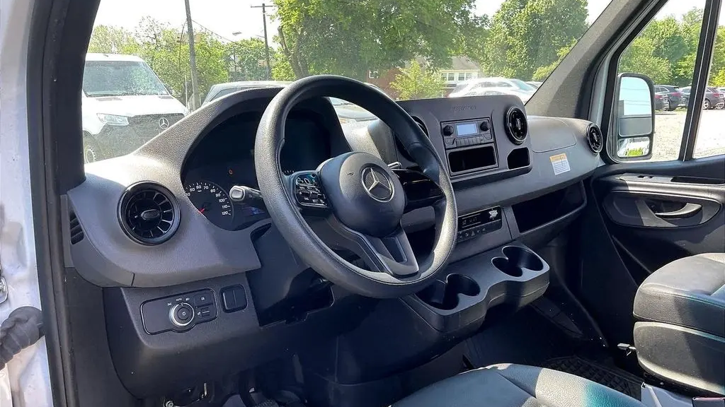 2023 Mercedes-Benz Sprinter 2500