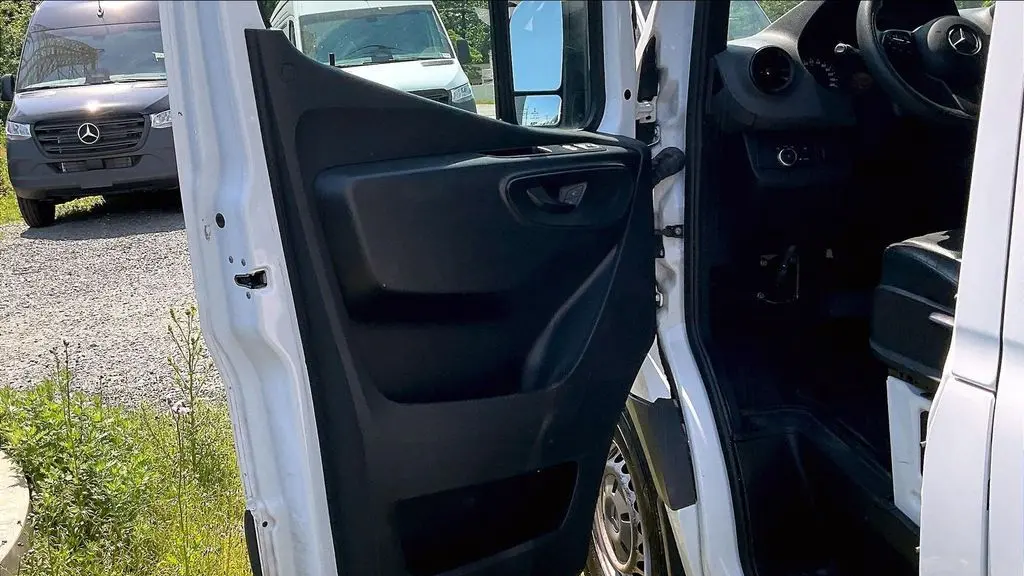 2023 Mercedes-Benz Sprinter 2500