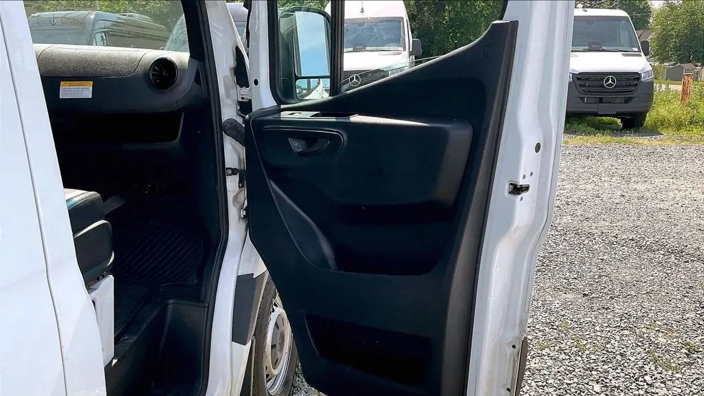 2023 Mercedes-Benz Sprinter 2500