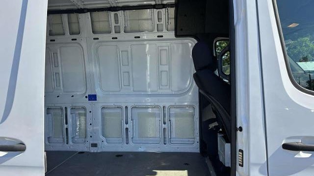 2021 Mercedes-Benz Sprinter 2500