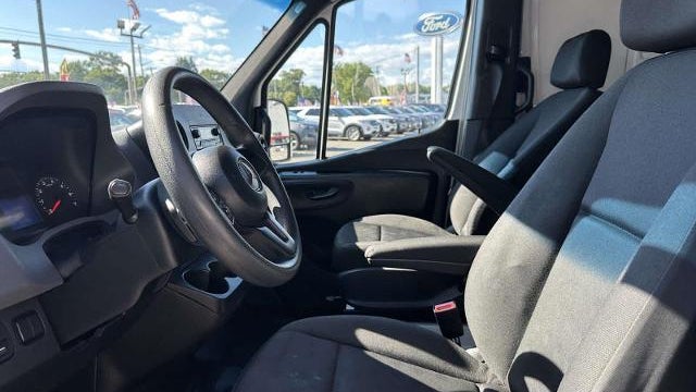 2021 Mercedes-Benz Sprinter 2500