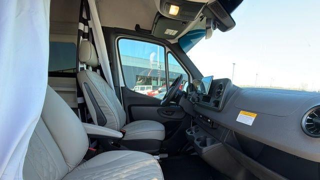 2023 Mercedes-Benz Sprinter 2500