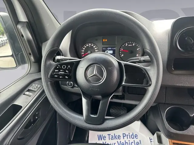 2022 Mercedes-Benz Sprinter - $33,900