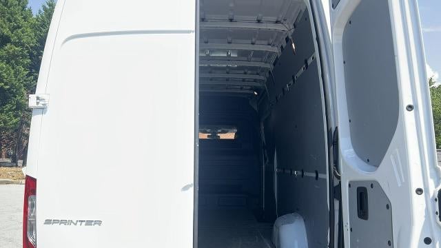 2022 Mercedes-Benz Sprinter 2500