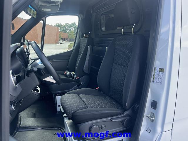 2025 Mercedes-Benz Sprinter - $31,495