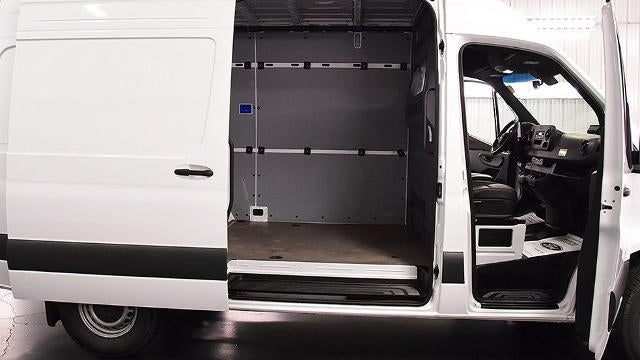 2025 Mercedes-Benz Sprinter 2500