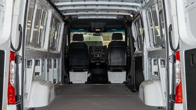 2025 Mercedes-Benz Sprinter 2500