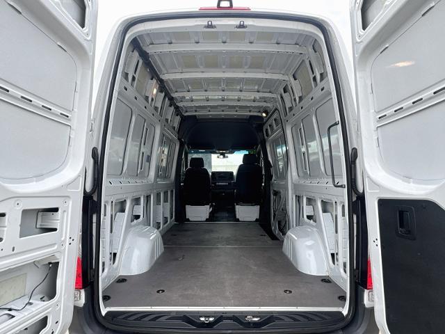 2025 Mercedes-Benz Sprinter - $41,407