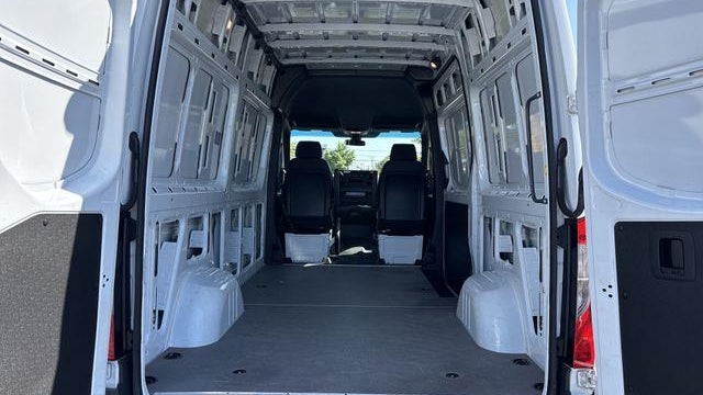 2025 Mercedes-Benz Sprinter 2500