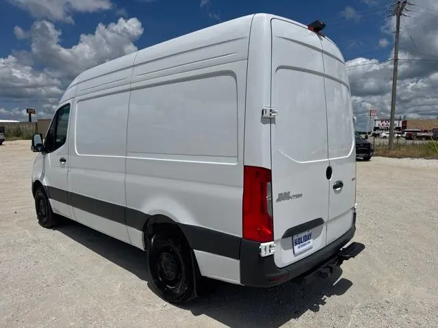 2025 Mercedes-Benz Sprinter - $39,200