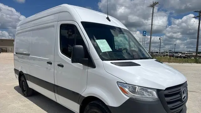 2025 Mercedes-Benz Sprinter 2500