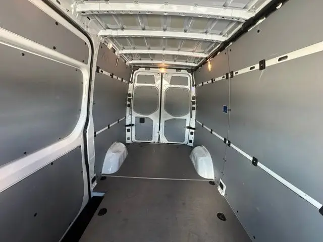 2025 Mercedes-Benz Sprinter - $39,200