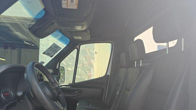 2024 Mercedes-Benz Sprinter 2500