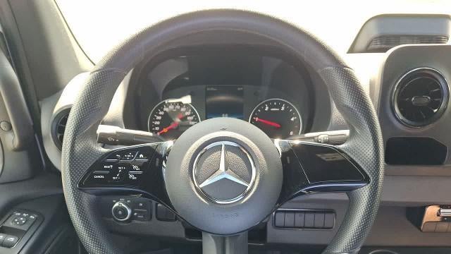 2025 Mercedes-Benz Sprinter 2500