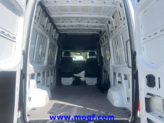 2025 Mercedes-Benz Sprinter - $28,995