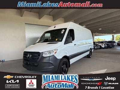 2025 Mercedes-Benz Sprinter 2500 3DR 170 In. WB High Roof Cargo Van (2.0L I4)