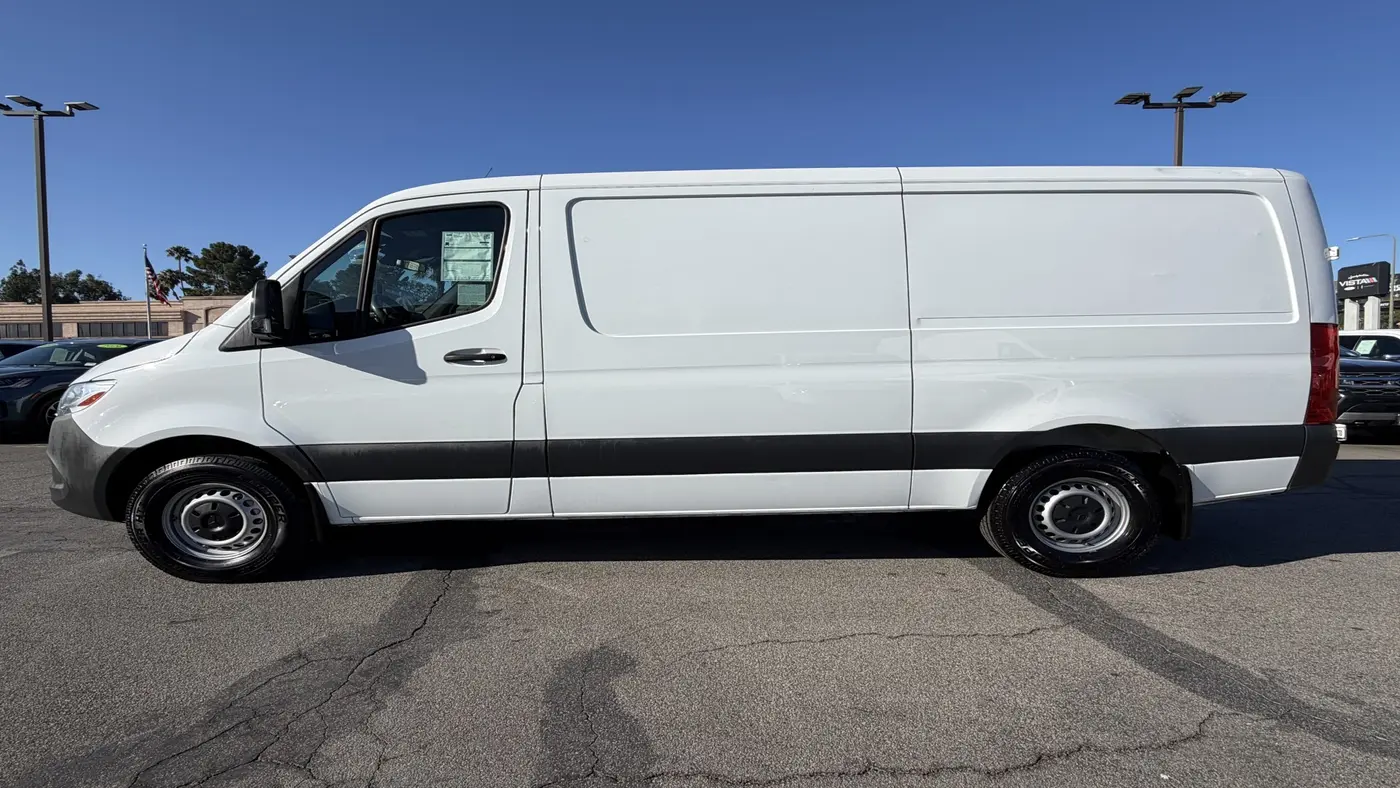 2024 Mercedes-Benz Sprinter 2500