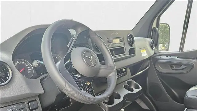 2025 Mercedes-Benz Sprinter 2500