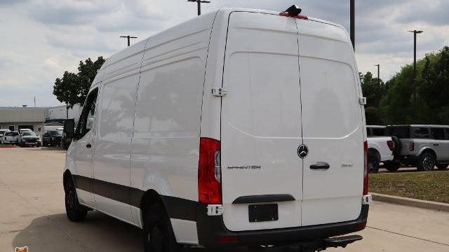 2025 Mercedes-Benz Sprinter 2500