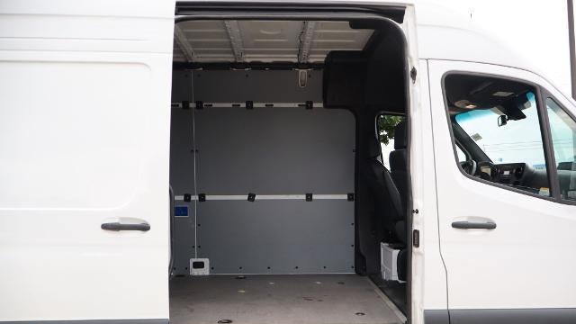 2025 Mercedes-Benz Sprinter 2500